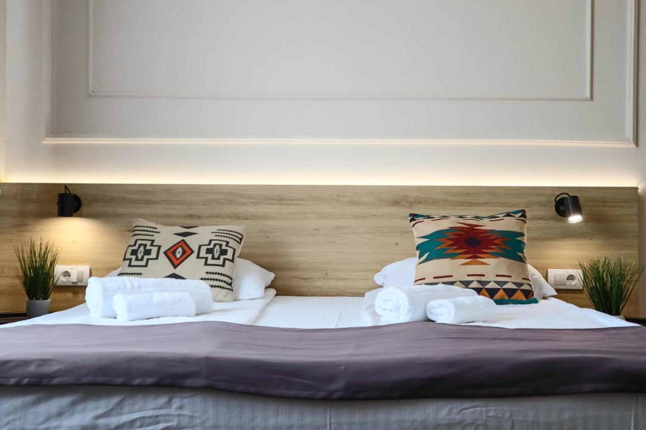 Hotel Dijana Pirot Kültér fotó