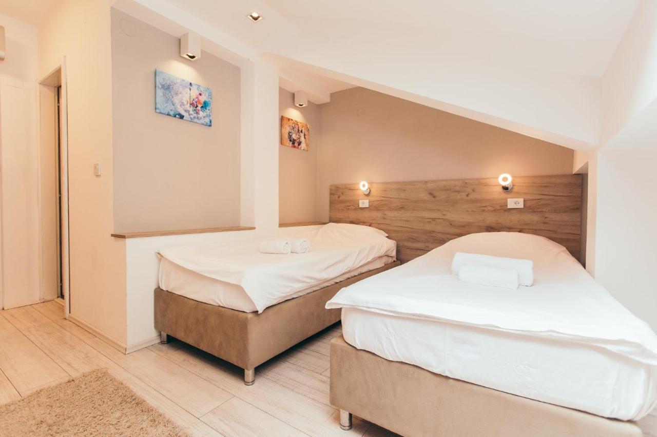 Hotel Dijana Pirot Kültér fotó