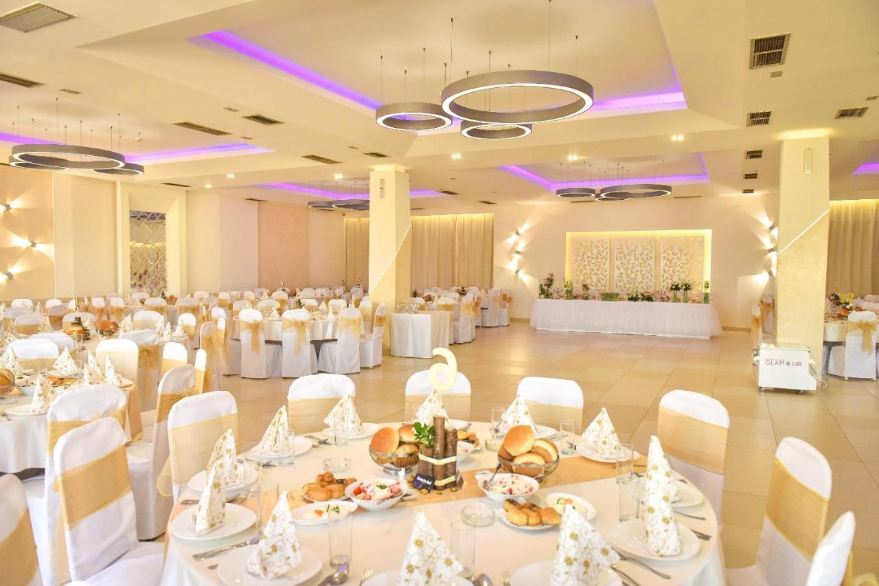 Hotel Dijana Pirot Kültér fotó