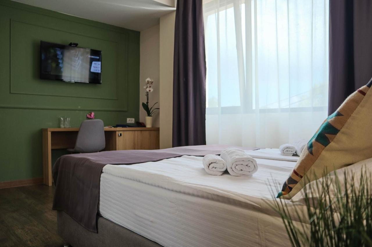 Hotel Dijana Pirot Kültér fotó
