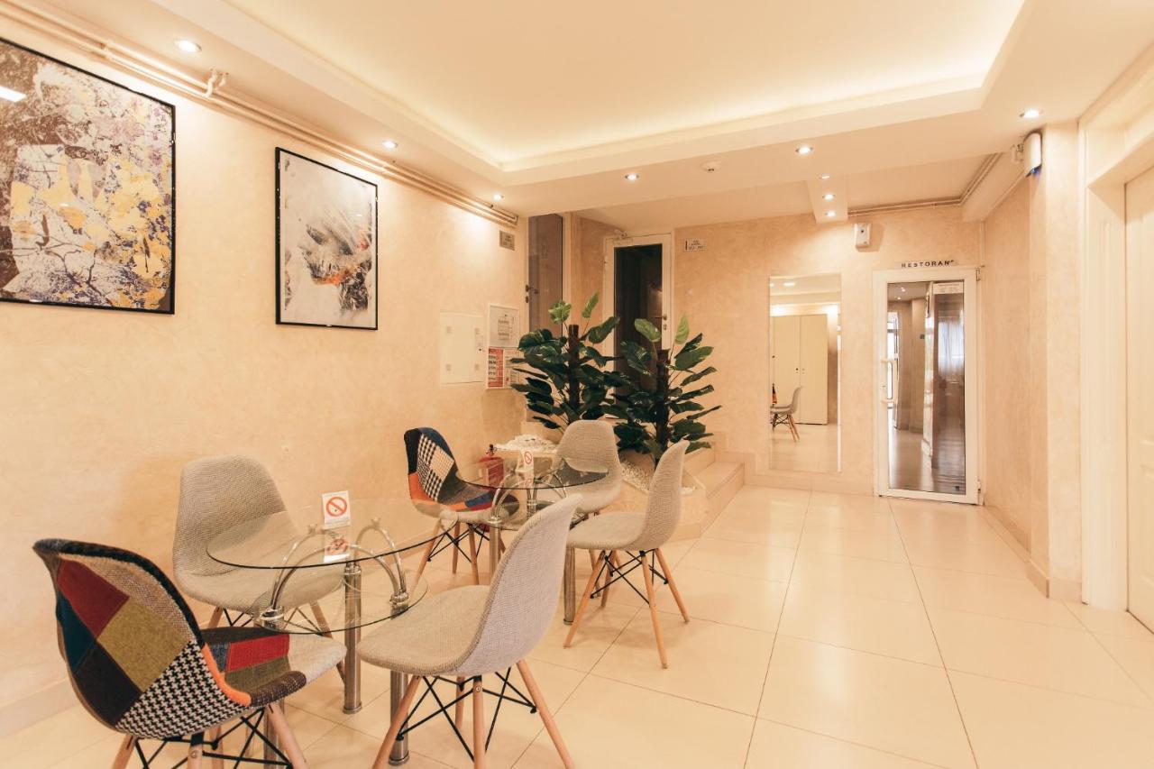 Hotel Dijana Pirot Kültér fotó